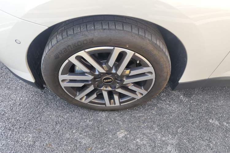 Used MINI Electric MINI COOPER 2024 456km COOPER E Classic Edition