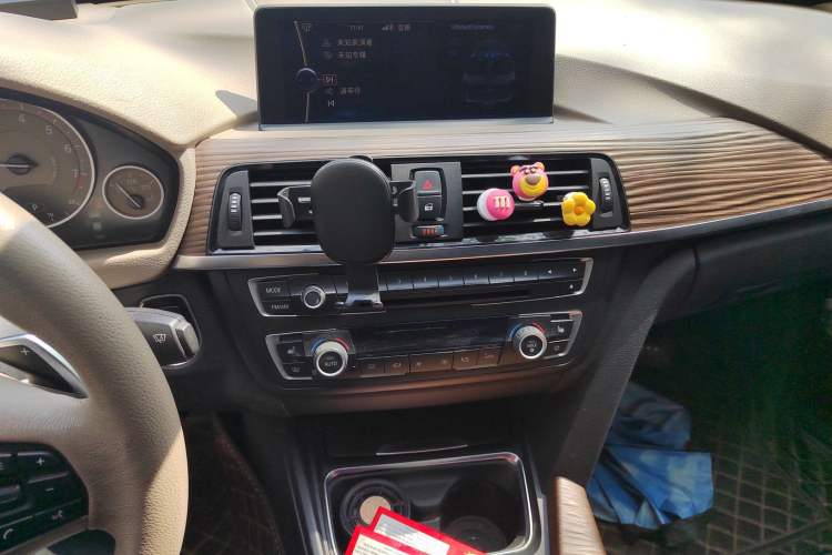 Used BMW 3 Series 2013 335Li Sport Design Package Audio And AC Panel