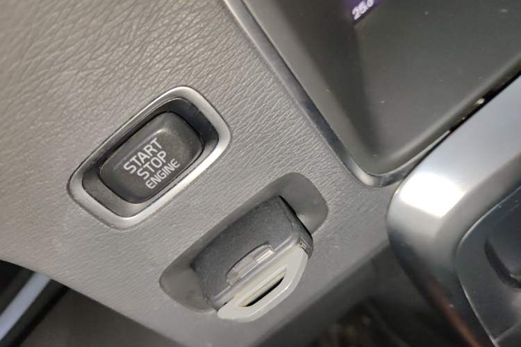 Used Volvo S60 2019 S60L Facelift T5 Intelligent Advanced Edition
