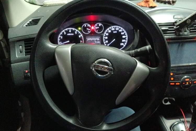 Used Nissan Tiida 2014 1.6L CVT Smart Model Steering Wheel