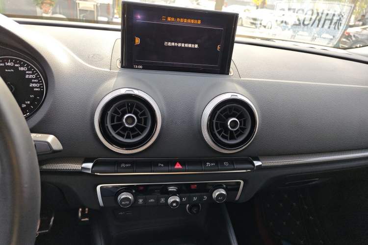 Used Audi A3 2019 Limousine 35 TFSI Style Version China V Emission Standard
