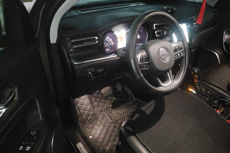 Used Jeep Grand Commander 2018 2.0T Four-Wheel Drive Prestige Edition China V
