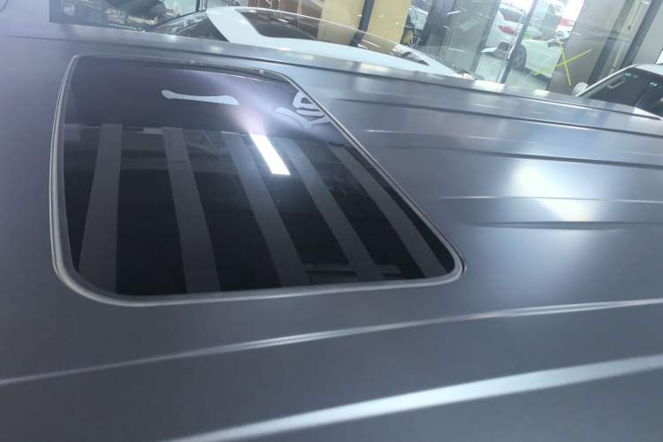 Used 212 T01 2024 2.0T Explorer
