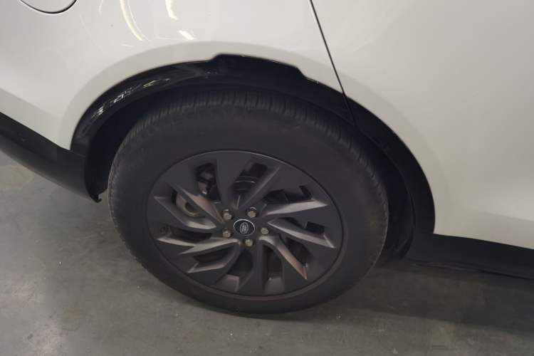 Used Land Rover Discovery 2023 Revised Version 360 PS R-Dynamic S