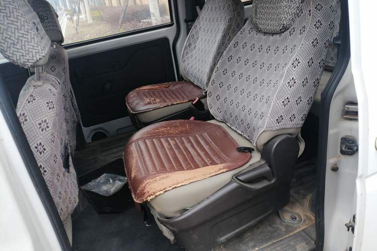 Used Wuling Rongguang V 2016 1.5L Standard Version