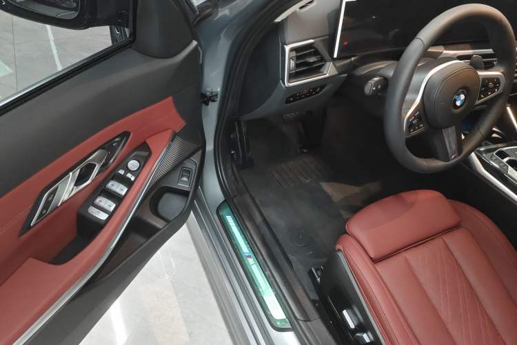 Used BMW 3 Series 2023 325Li M Sport Package