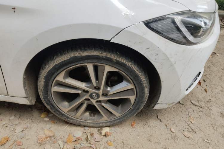 Used Hyundai Elantra (6th Generation / Lingdong) 2016 1.6L Automatic ZhiXuan – Elite Version Right Front Wheel Hub