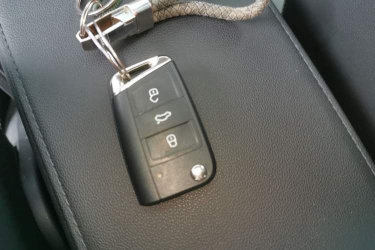 Used Volkswagen Tayron 2019 330TSI Two-Wheel Drive Luxury Model China VI Standard Vehicle Key