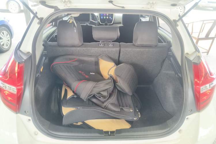 Used Toyota YARiS L Zhi Xuan 2016 Revised 1.5E CVT Charming Edition