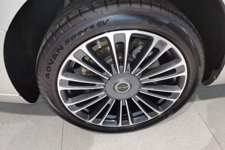 Used Hima Stelato S9 2024 All-Electric Max Rear-Drive Long-Range Version