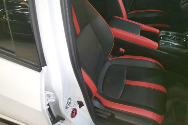 Used Honda Civic 2021 HATCHBACK 220TURBO CVT New Trendsetter