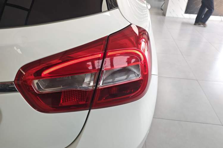 Used Mercedes-Benz GLA 2016 GLA 200 Sport Edition Right Rear Taillight