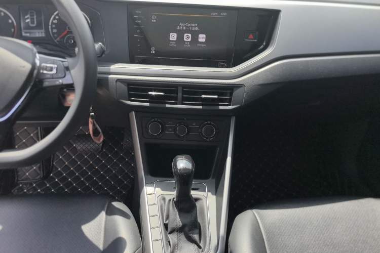 Used Volkswagen Polo 2021 Plus 1.5L Automatic Panoramic Enjoyment Edition Audio And AC Panel