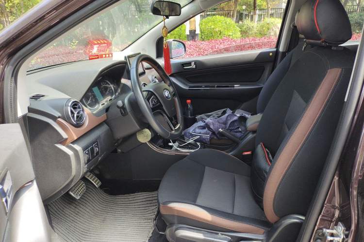 Used BAIC Changhe Q25 2016 1.5L Automatic Lehui Edition Left Front Seat