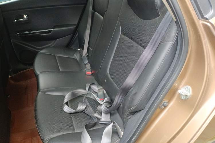 Used Kia K2 2011 Sedan 1.6L Automatic Transmission Premium
