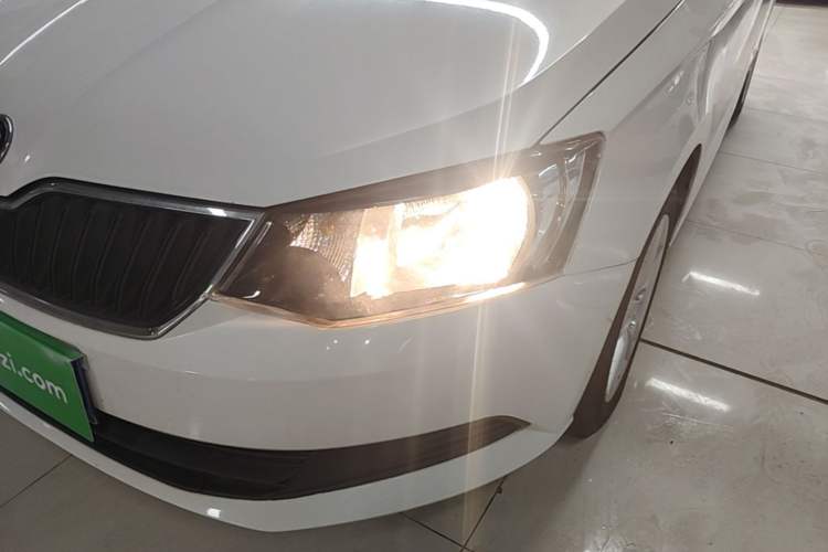Used Skoda Fabia 2017 1.4L Automatic Car Enjoy Edition