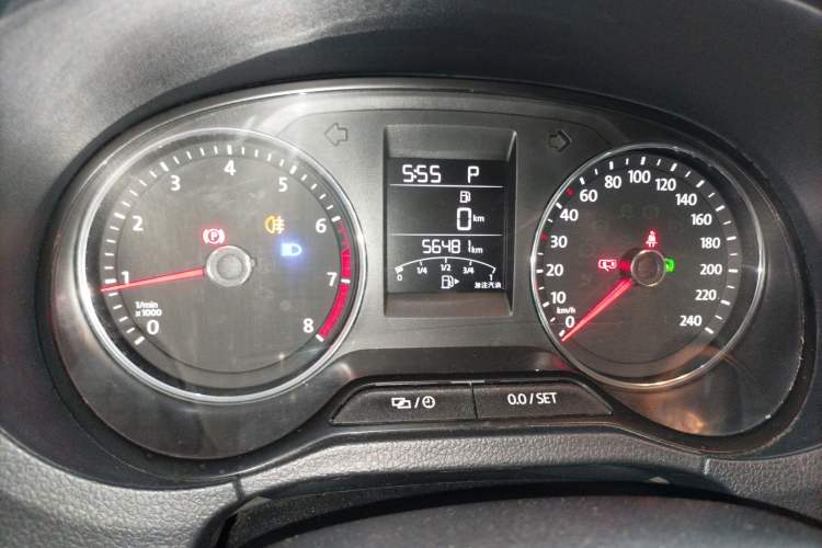 Used Volkswagen Polo 2016 1.6L Automatic Comfort Model