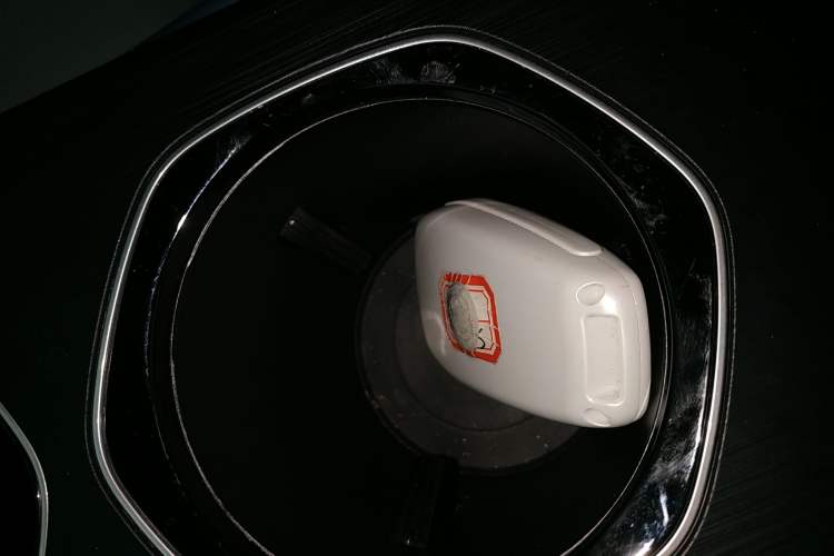 Used Changan UNI-K iDD 2022 Blue Whale iDD 130km 1.5T Prestige Model
