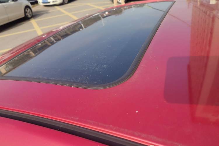 Used Hyundai Verna Ray 2016 1.4L Automatic Leading-Edge GLX Roof