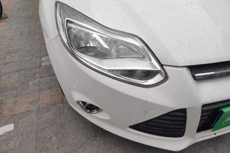 Used Ford Focus 2012 Hatchback 1.6L Automatic Fashion Edition
