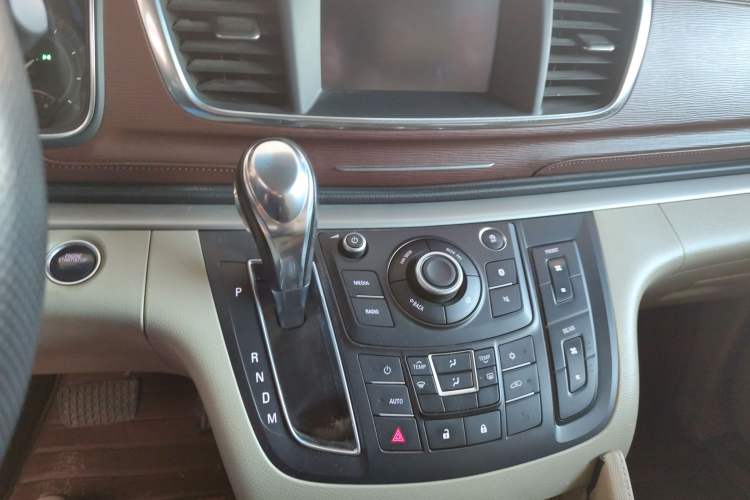 Used Buick GL8 2017 25S Luxury Version China V Standard
