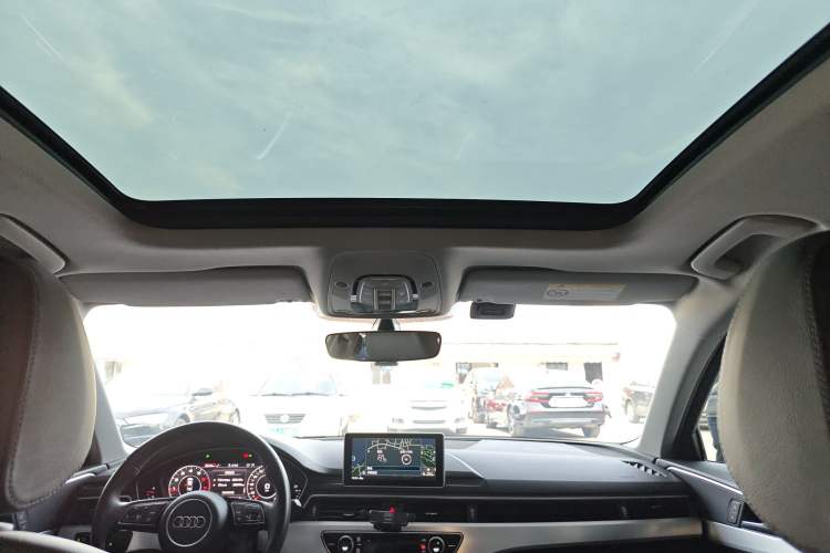 Used Audi A4L 2019 40 TFSI Fashion Edition China VI Emission Standard
