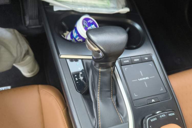 Used Lexus UX 2020 260h Explore & Adventure Edition