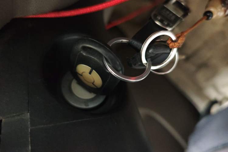 Used Wuling Hongguang 2014 1.2L Standard Model China IV Vehicle Key