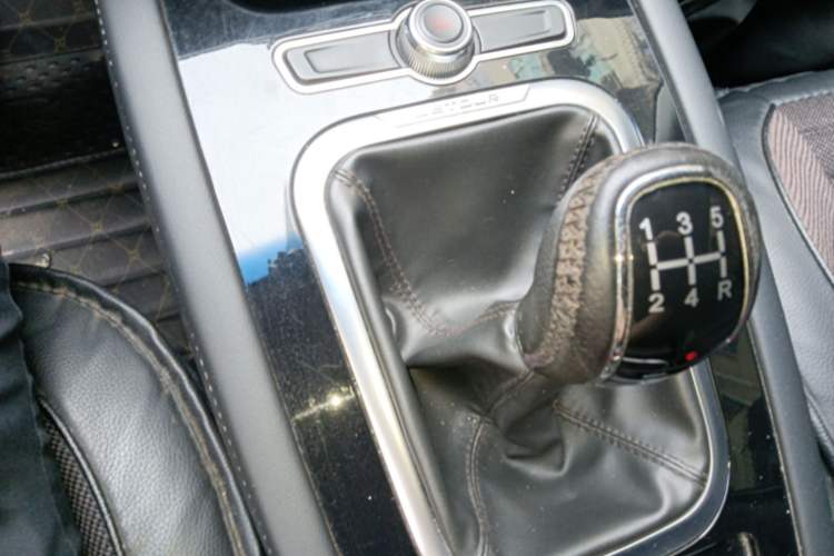 Used JETOUR X70 2018 1.5T Manual Comfort Edition Gear Lever