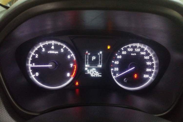 Used Hyundai Verna (older generation) 2017 1.4L Automatic YueXiang Edition China V-standard Instrument Cluster