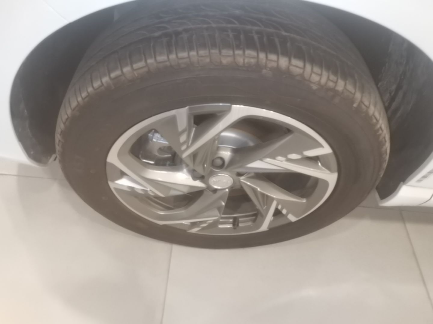 Hongqi HS3 PHEV 2025 Model 125km Jingwei 2 Millionth Anniversary Edition — снимка 10