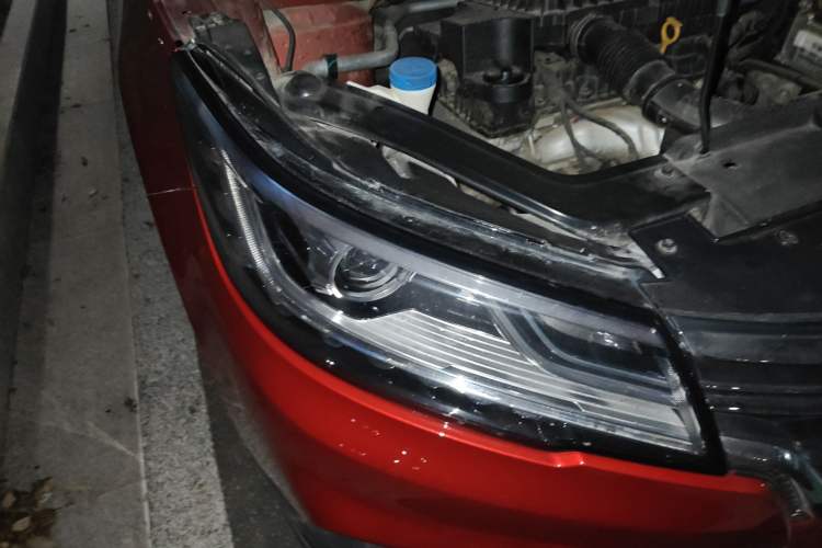 Used Roewe RX3 2018 1.6L CVT Flagship Edition Right Front Headlight