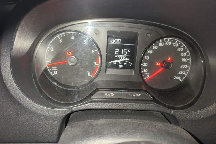 Used Volkswagen Polo 2016 1.4L Manual Fashion Model