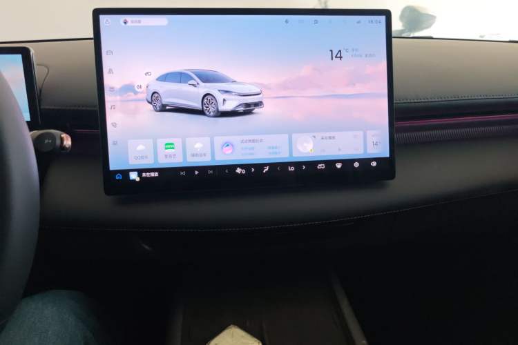 Used Baojun Enjoy 2025 Plug-in Hybrid 140km Luxury Edition Audio And AC Panel