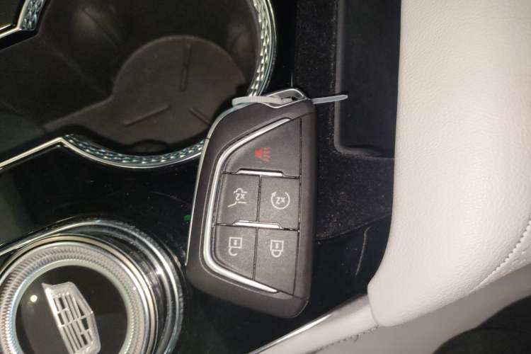 Used Cadillac GT4 2023 25T Luxury Model
