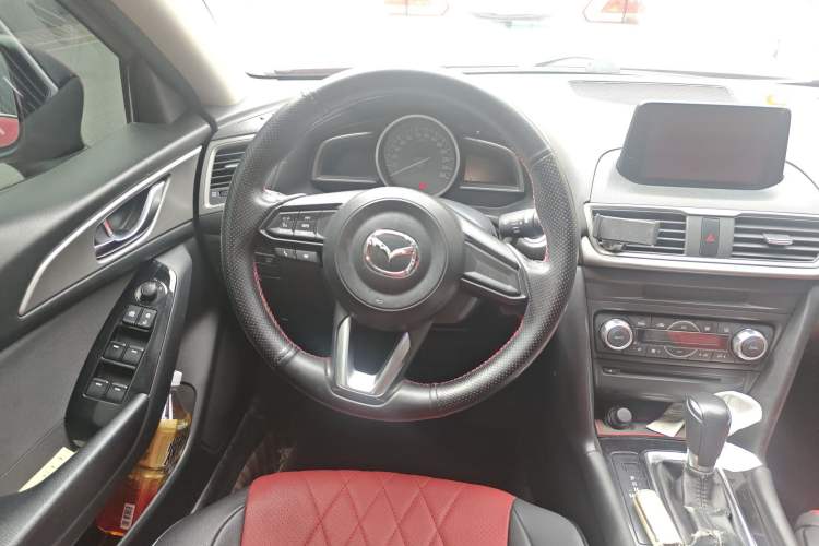 Used Mazda Mazda 3 Axela 2017 Sedan 1.5L Automatic Luxury Model Emission Standard China V