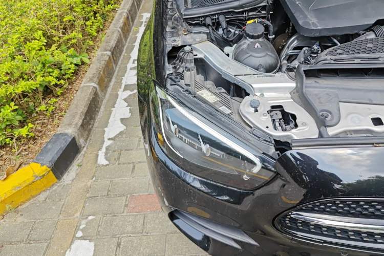 Used Mercedes-Benz E-Class 2022 E 260 Stylish Sports Edition
