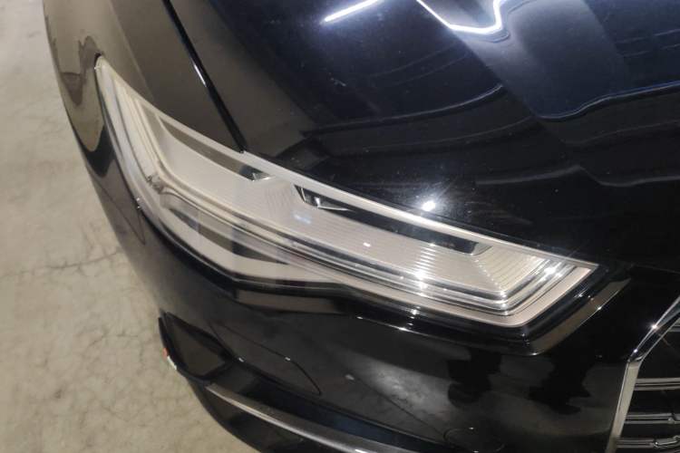 Used Audi A6L 2018 30th Anniversary Edition 35 TFSI Fashion Model Right Front Headlight