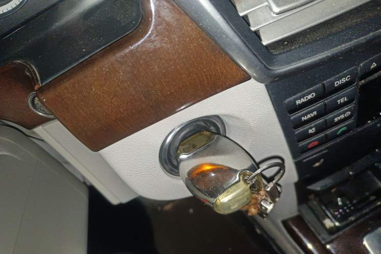 Used Mercedes-Benz E-Class 2011 E 200 L CGI Elegant Model