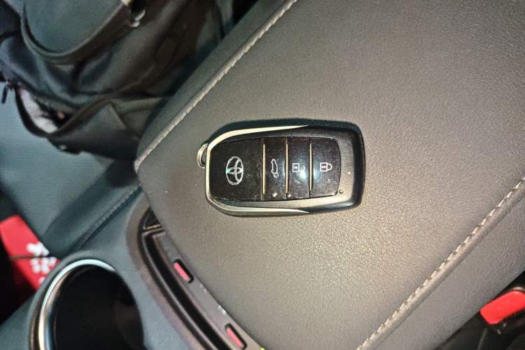 Used Toyota Venza 2023 2.0L CVT Two-Wheel Drive Prestige Version Interior 1