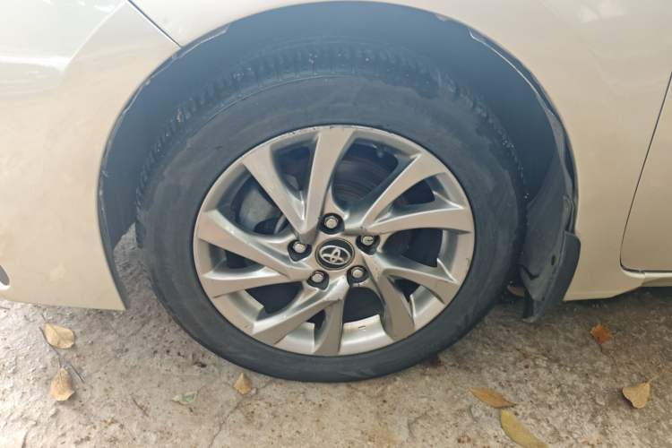 Used Toyota Corolla 2017 Revised Version 1.2T S-CVT GL-i Leather Edition Left Front Wheel Hub