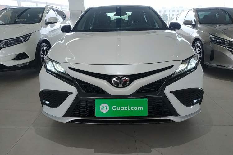 Used Toyota Camry 2021 2.0S FENGSHANG Edition
