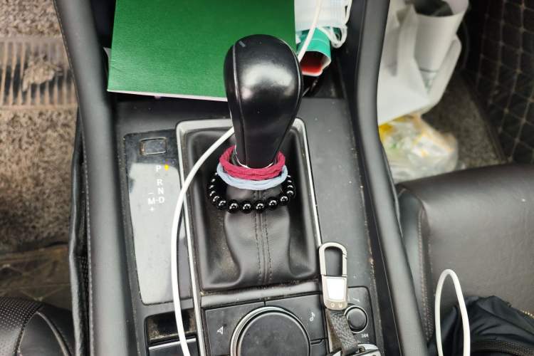 Used Mazda 3 Axela 2020 1.5L Automatic Luxury Version