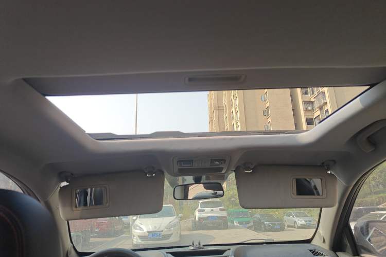 Used Geely Auto GX7 2014 2.0L Automatic Prestige Version China V Standard