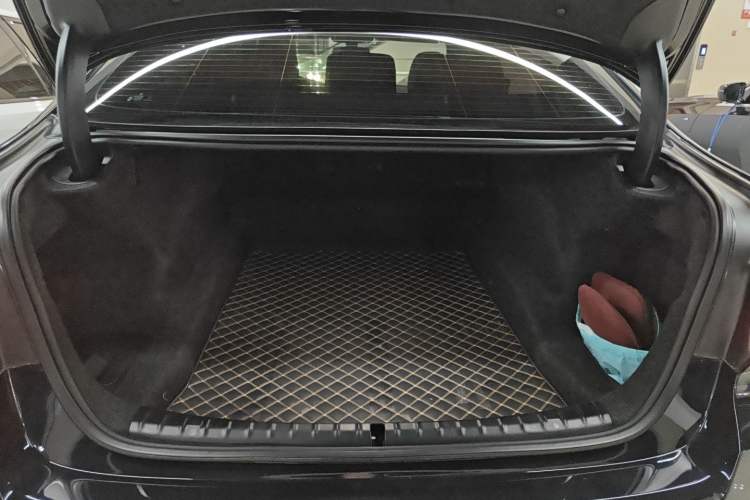 Used BMW 5 Series 2022 Second Facelift 530Li Leading Edition M Sport Package
