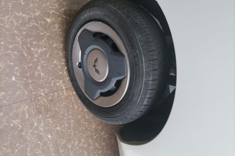 Used Wuling Hongguang MINIEV 2022 Macaron Fashion Edition Lithium-Nickel-Cobalt-Alpha-oxide