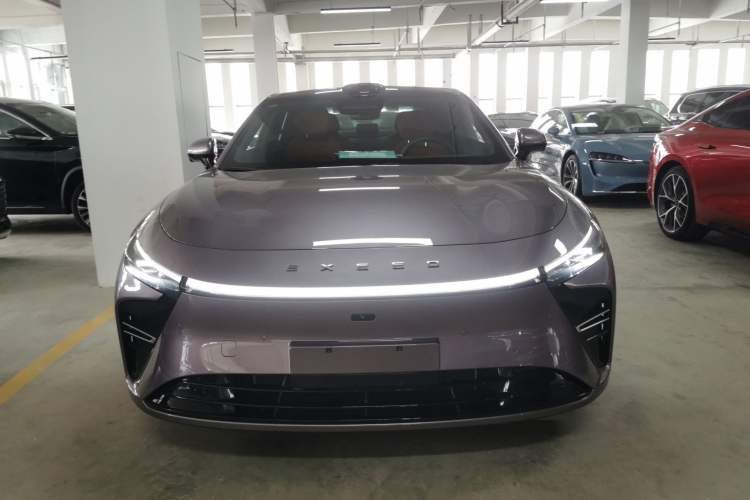 Used EXEED Star Era ES 2025 Extended-Range Max Urban Assisted Driving
