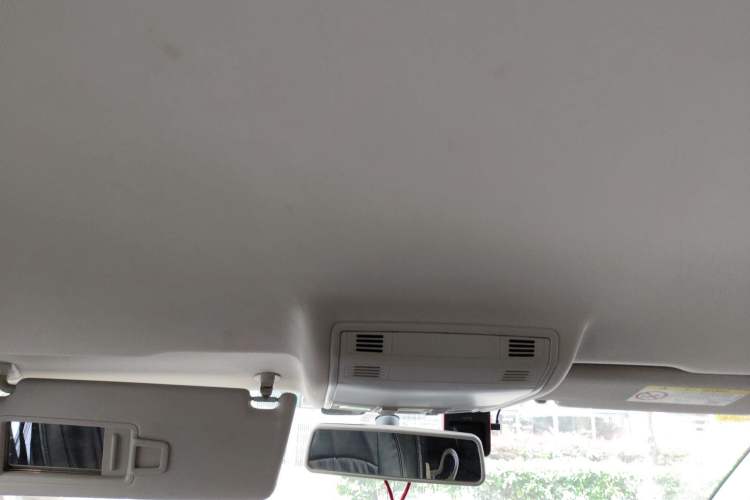 Used Volkswagen Golf 2018 1.6L Automatic Fashion Model
