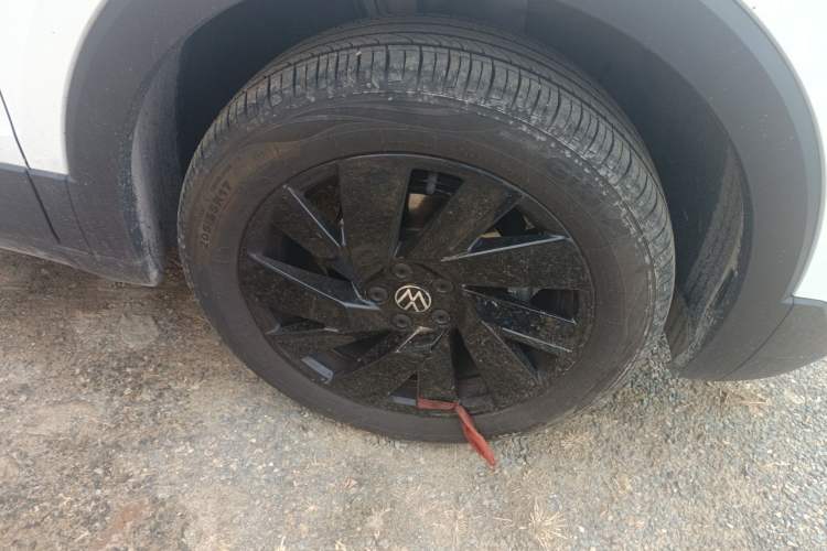 Used Volkswagen Tharu 2025 New Sharp 1.5L Ambitious Edition Right Front Wheel Hub