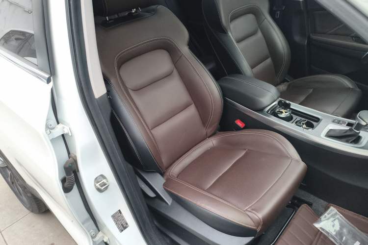 Used Chery Tiggo 7 2018 FLY Model 1.5T Automatic Zongxiang Edition China V Standard Right Front Seat